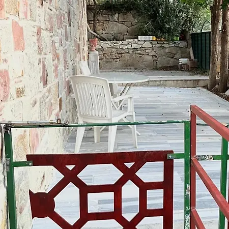 Detached Stone With Pool Sleeps 9 Ören