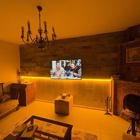 Detached Stone With Pool Sleeps 9 Ören