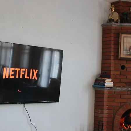 Detached Stone With Pool Sleeps 9 فيلة Ören