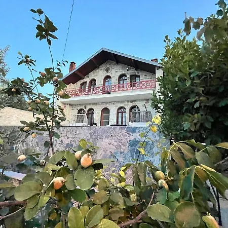 Villa Detached Stone With Pool Sleeps 9 *