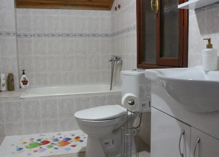 Detached Stone With Pool Sleeps 9 * Ören