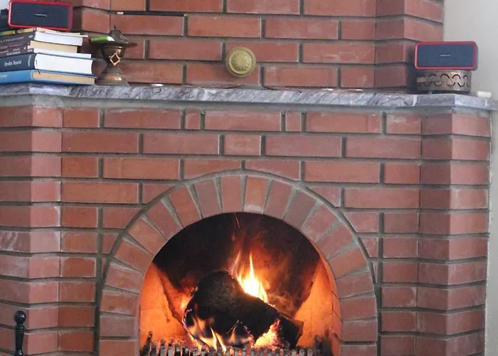 Detached Stone With Pool Sleeps 9 Ören